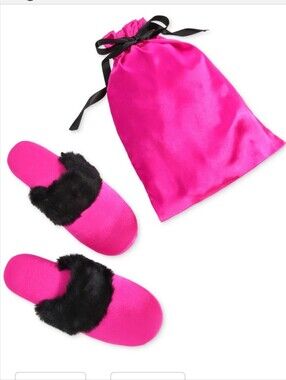 Hot Pink Faux Fur Slide Slippers with Satin Drawstring Bag. New Size XL